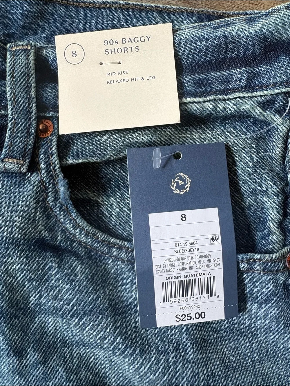 Universal Thread 90s Baggy Denim Shorts – Size 8